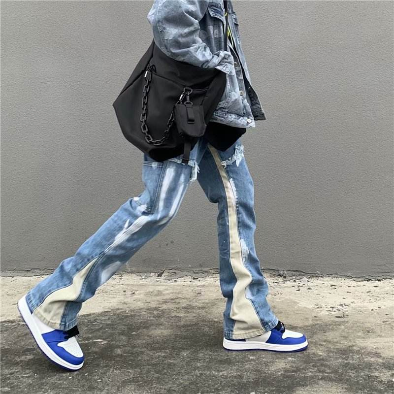 Calça Jeans Masculina Micro Flare com Pintura Desgastada à Mão e Costura, Estilo Personalidade, Corte Reto e Solto em Denim