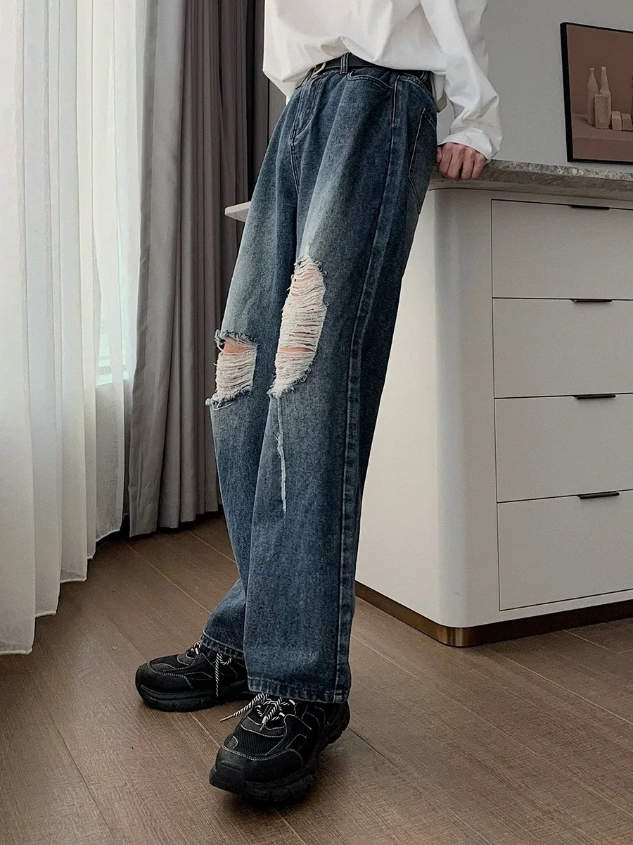 Jeans Masculinos Estilosos e Quentes, Cintura Média, Lavagem Solta, Design com Rasgos no Joelho para Uso Casual de Rua