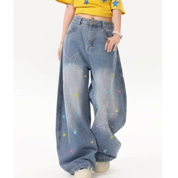 Calças de Denim para Mulheres com Bordado Estrela Americana, Novo Design de Verão, Ajuste Solto, Slim, Denim Lavado, Pernas Largas em Forma de Faca Curvada