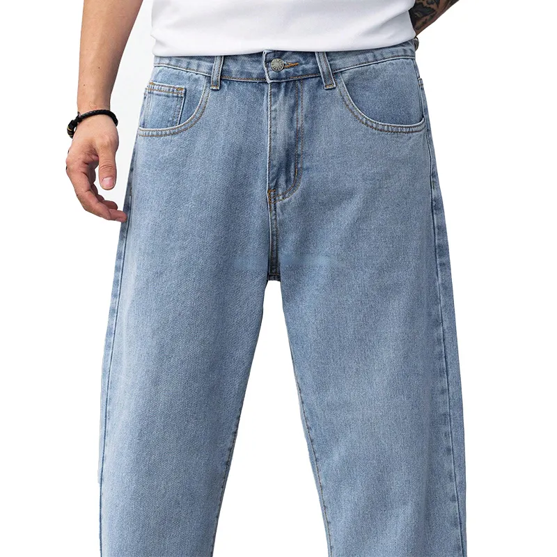 Últimos Jeans de Denim com Corte Oversized 3