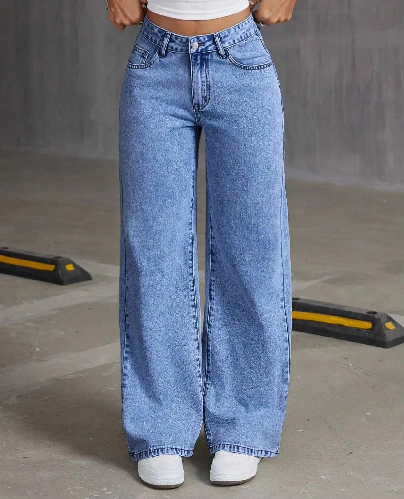 2026 Jeans rasgados estilosos e confortáveis de alta qualidade para mulheres, jeans de cintura alta e perna larga
