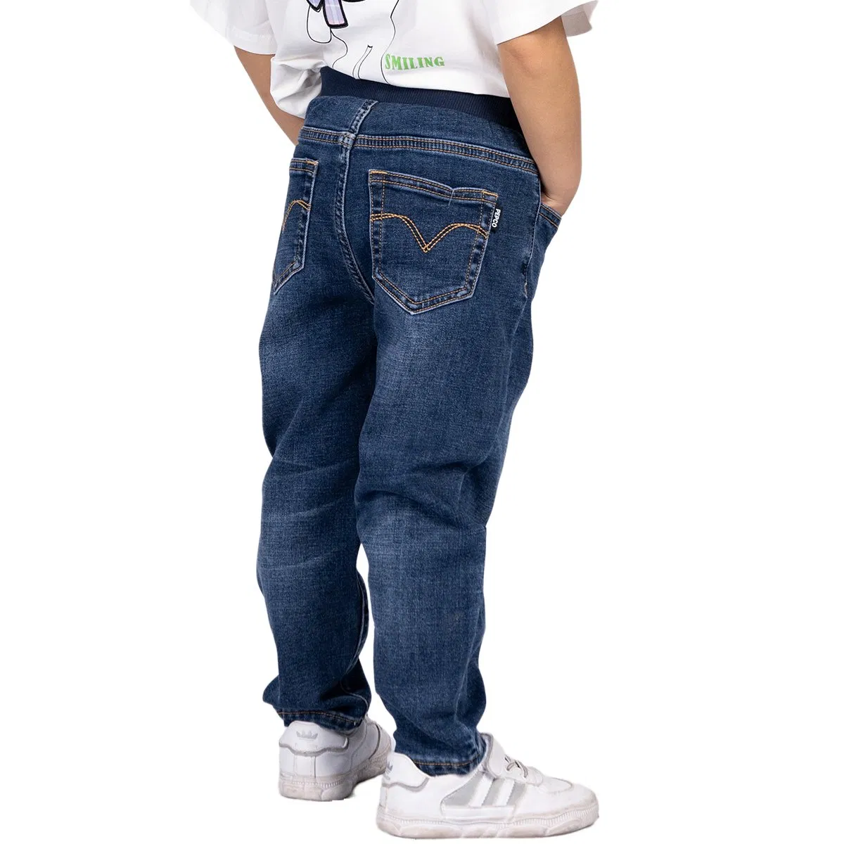 Calças de menino de denim azul claro lavado personalizado, confortáveis e casuais para crianças