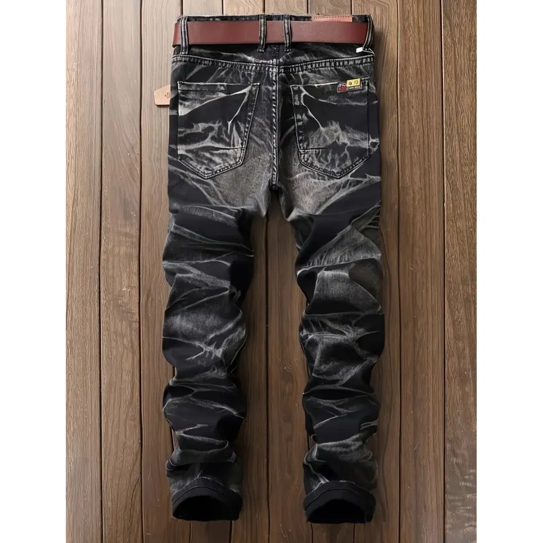 Jeans Slim Fit Estilosos para Homens na Rua Principal