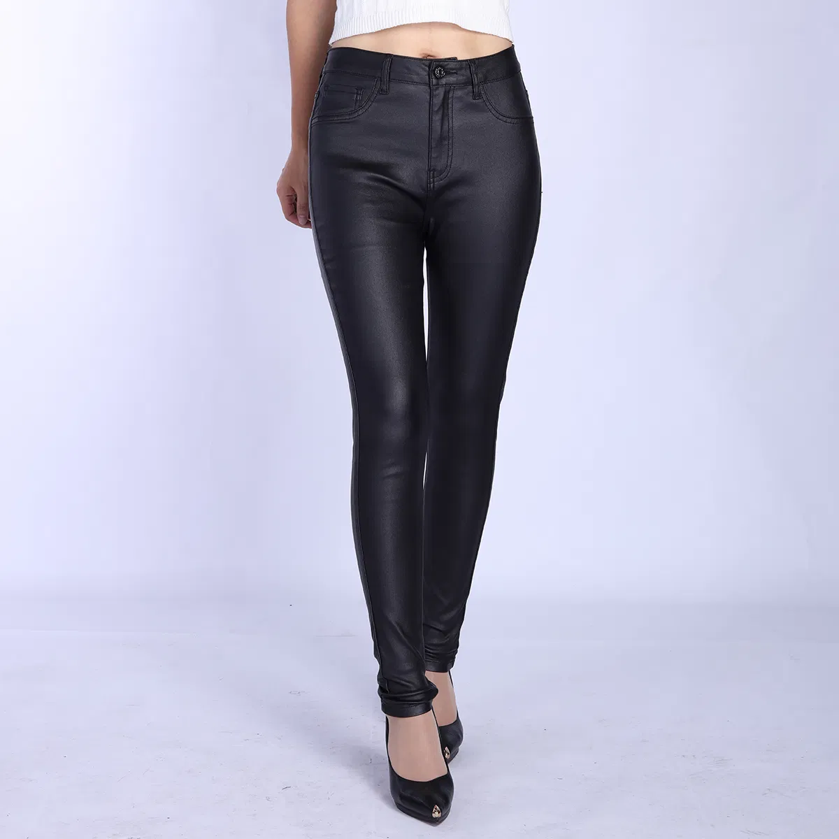 Calças skinny femininas de couro PU preto personalizadas e elásticas