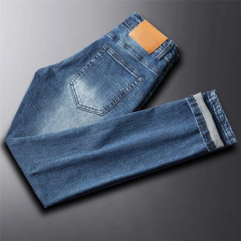 Calças Jeans Masculinas Slimming de Tecido Denim Stretch com Corte Reto e Estilo Casual de Negócios Desgastadas