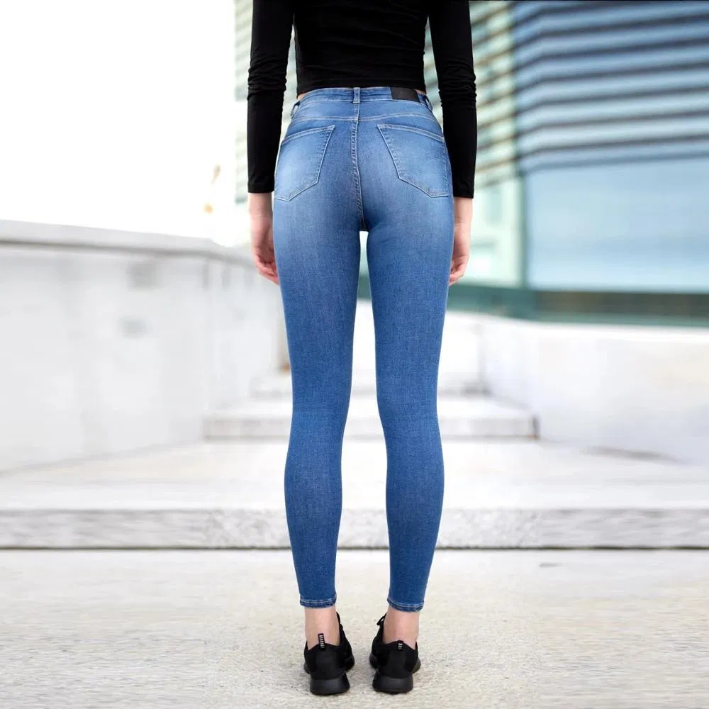 Calças jeans skinny de cintura alta e ajuste slim para mulheres