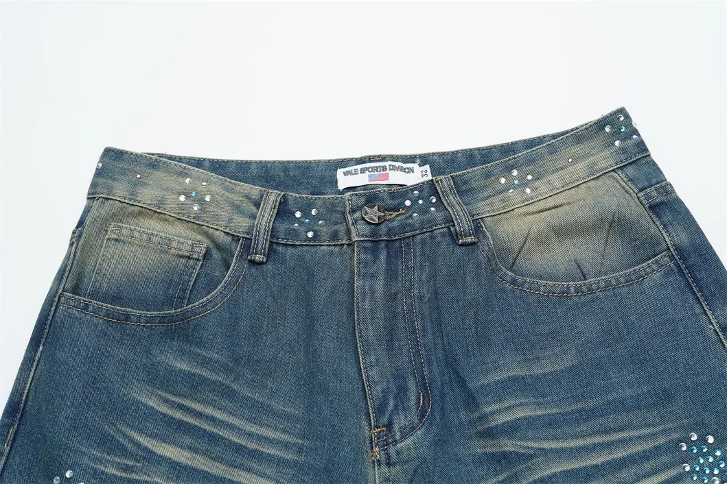 Detalhe de Costura Calças Jeans