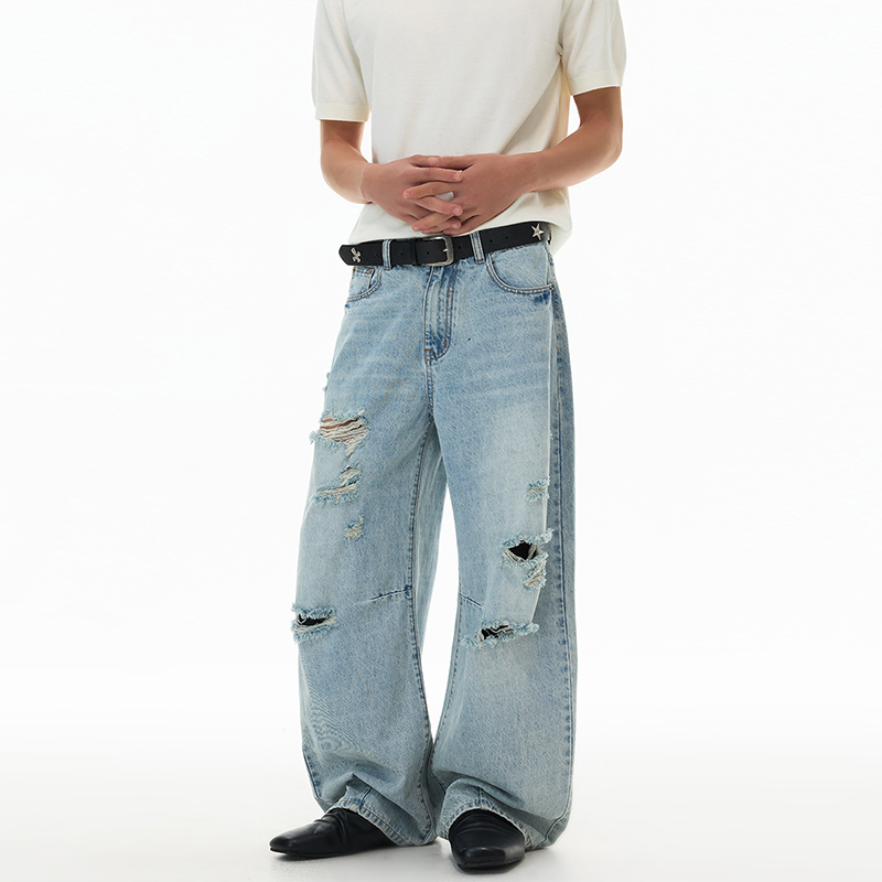 Jeans retos rasgados vintage azul claro estilo verão