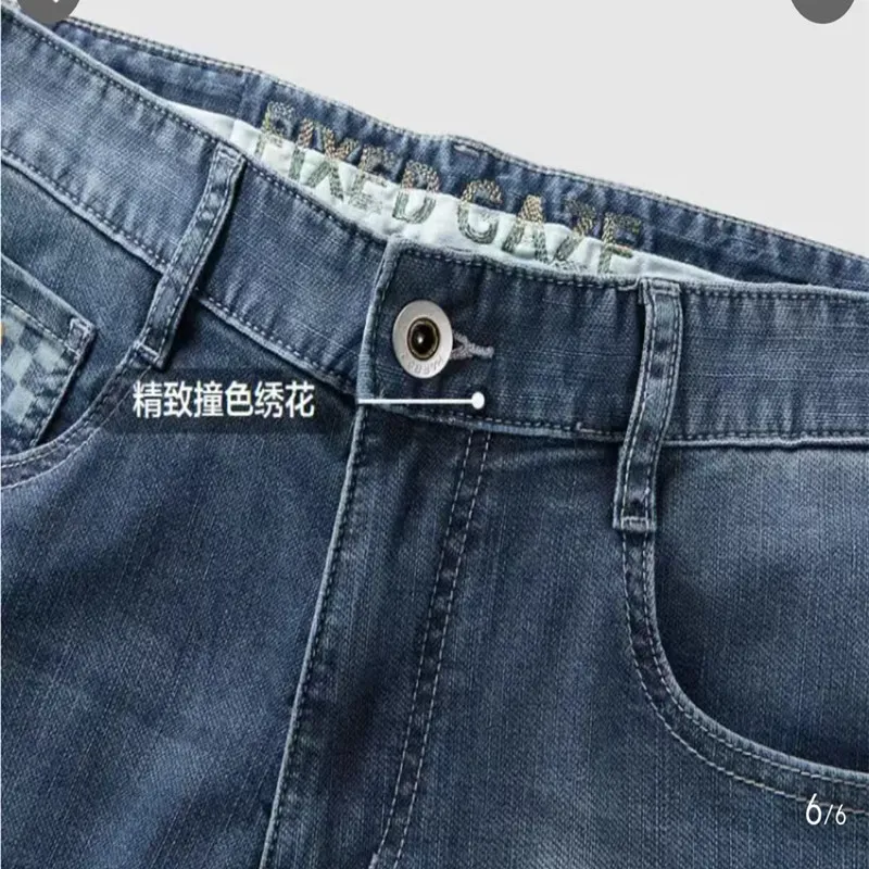 Os jeans masculinos de verão podem ser personalizados de acordo com amostras, incluindo cor, estilo e espessura