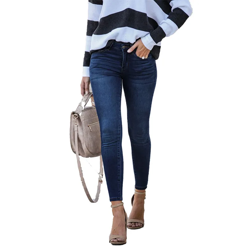 Calças femininas cropped jeans slim fit com cintura média e pernas pequenas