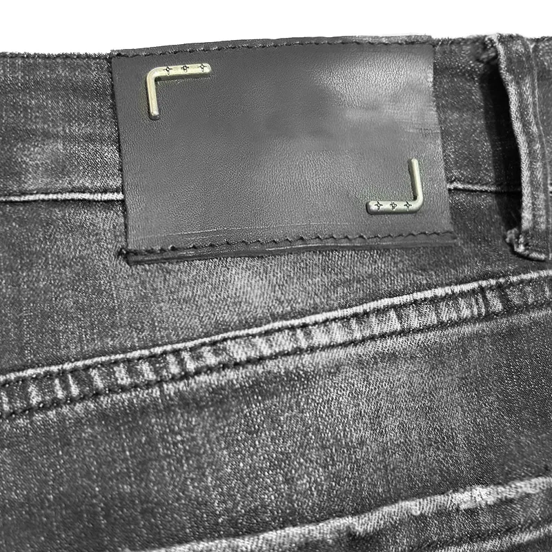 Calças Jeans Pretas Ripped Premium Personalizadas com Zíper Dourado Decorativo Corte Reto