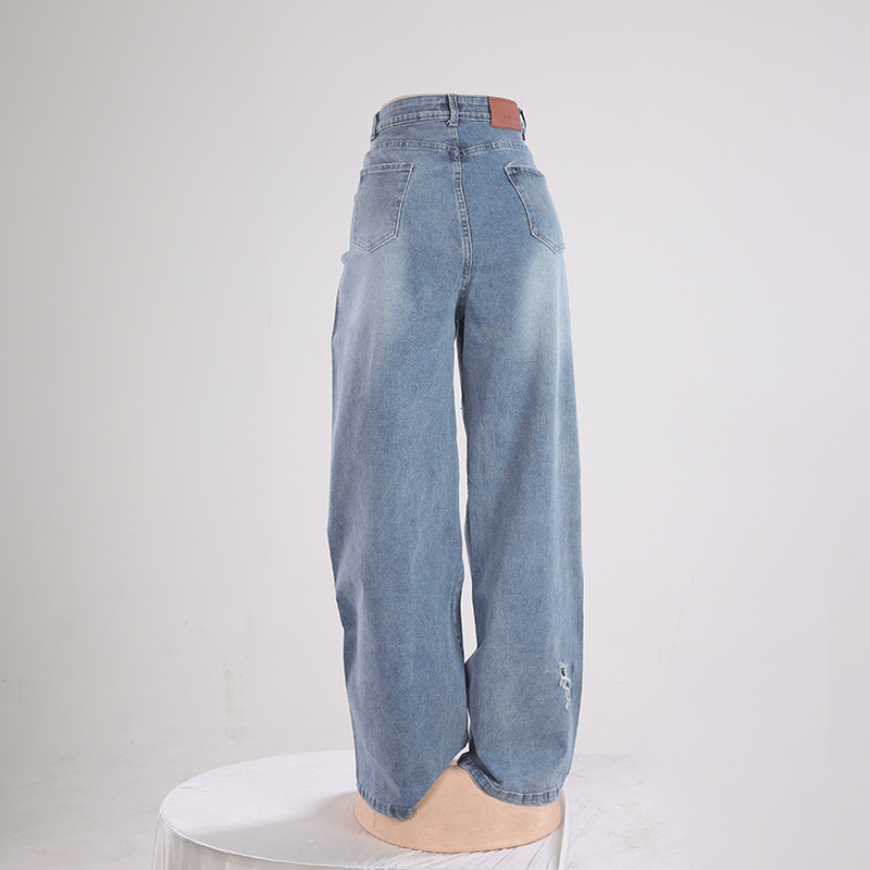 Calças de Jeans Femininas Ripped Slim Sexy com Padrão em Forma de Coração para Mulheres com Perna Reta