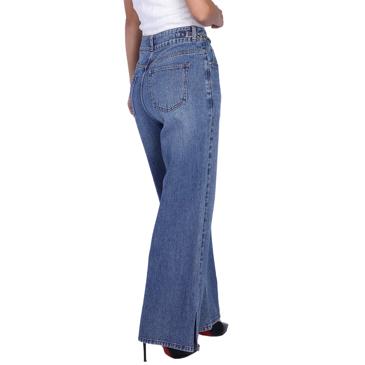 Calças jeans boyfriend mom de cintura alta em denim azul médio, largas e retas para mulheres