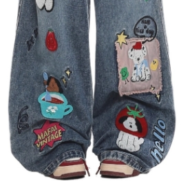 Calças de Jeans Bordadas em Patches de Estilo Americano Divertido para Homens e Mulheres no Mesmo Estilo, Nova Tendência, Ajuste Relaxado, Largas e Longas