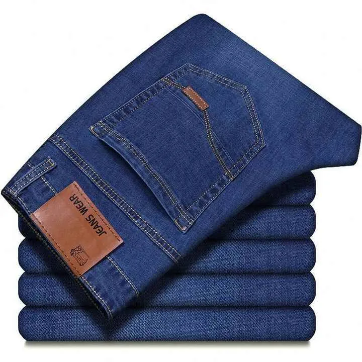 Calça Jeans Casual Slim-Fit Masculina Minimalista de Cor Sólida - Visão Frontal