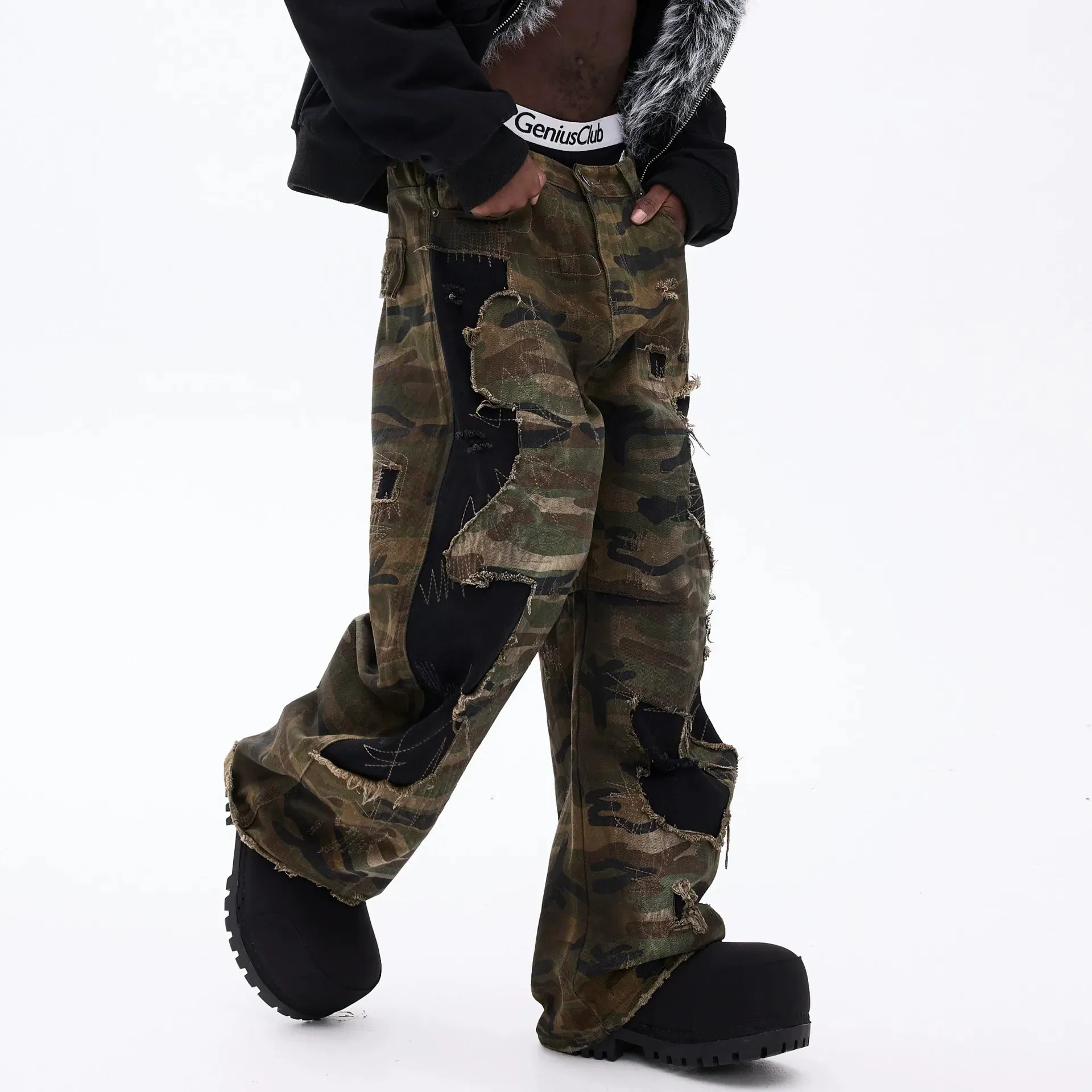 Calças de Camuflagem em Patchwork Retro American Street para Homens, Design Hip-Hop, Ajuste Casual Relaxado, Pernas Curvas, Largura de Rua