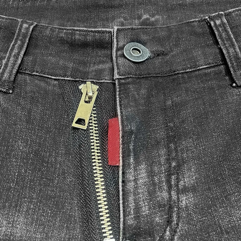 Calças Jeans Pretas Ripped Premium Personalizadas com Zíper Dourado Decorativo Corte Reto