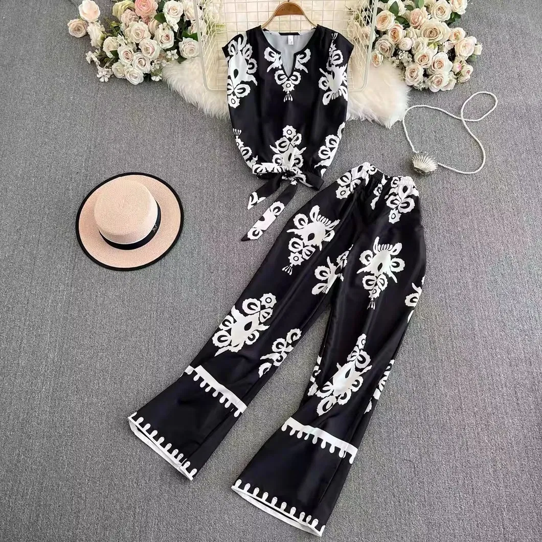 Roupas esportivas casuais femininas com padrão de renda, calças de cintura alta e perna larga