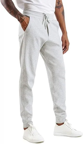 Detalhe jeans rasgado feminino