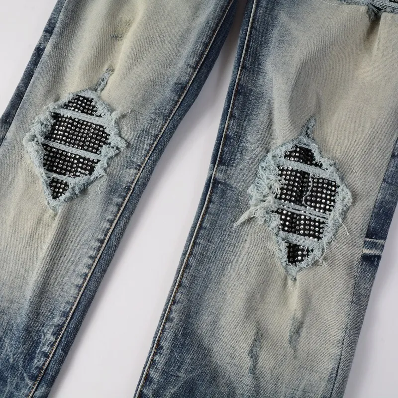 Calças Jeans Slim com Design Novo para Homens, Personalizadas com Logo da Fábrica, Jeans de Denim com Bordado e Efeito Desgastado