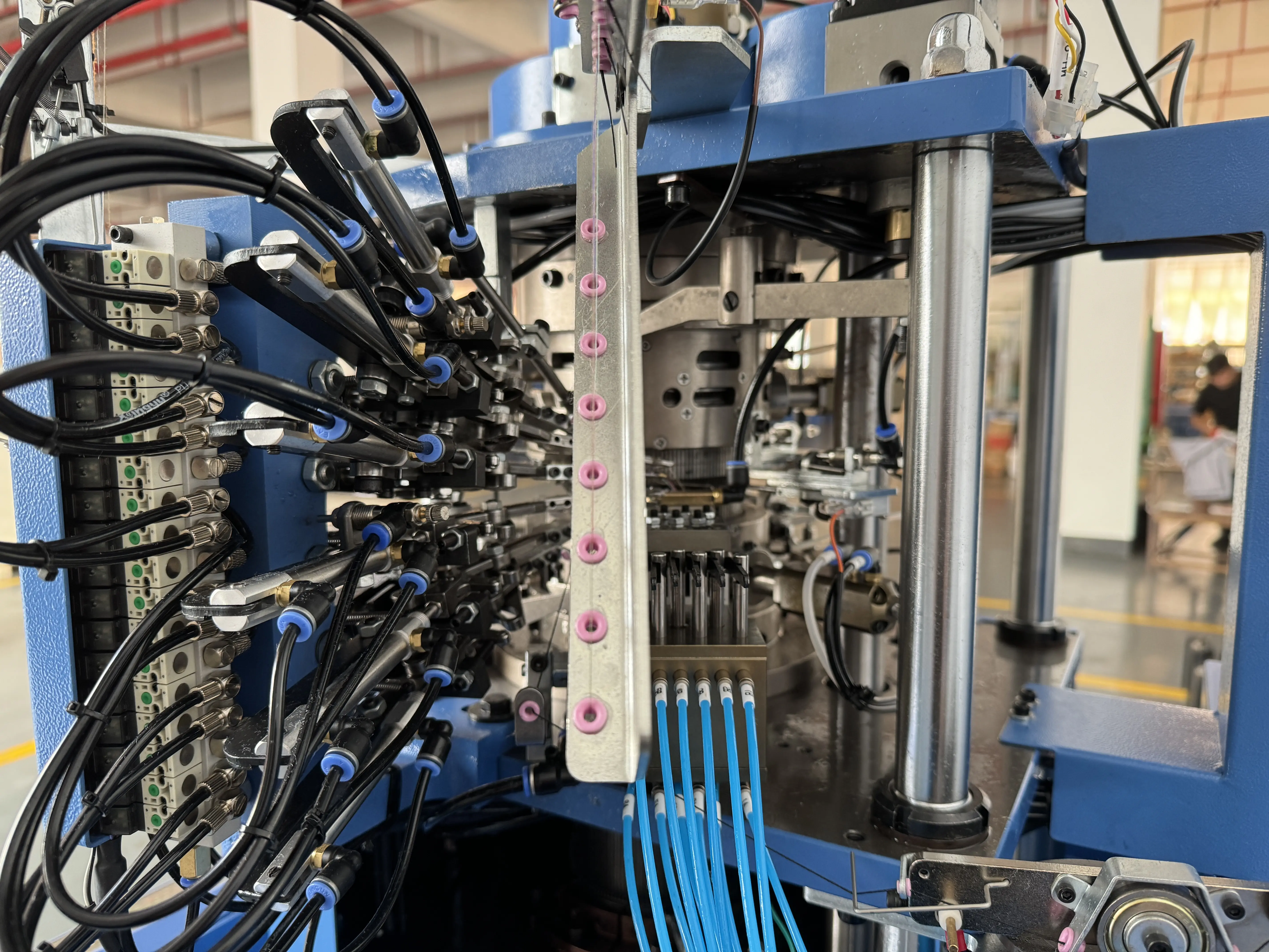 Double cylinder mechanism