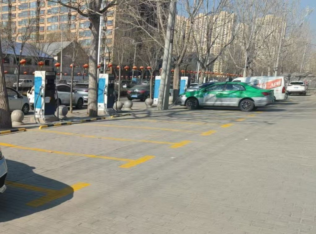 ياولايتشونغ جي بي تي 360kw 400kw شاحن كهربائي للسيارات التجارية محطة شحن المركبات الكهربائية