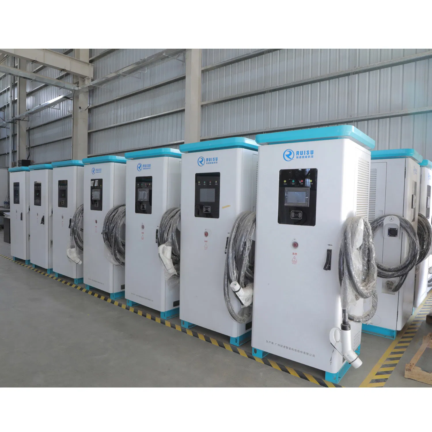 محطة شحن سريع للسيارات الكهربائية 60kw /120kw/180kw CCS2+Gbt