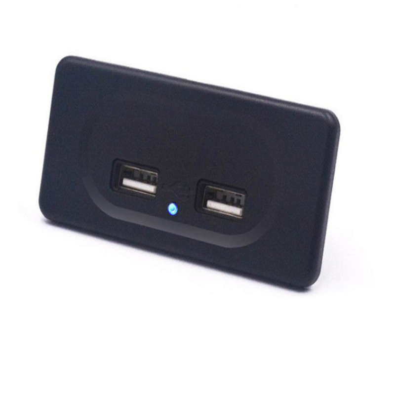 DC12-24 شاحن سيارة مزدوج بمنفذ USB 4.8A/Pd و QC3.0 شحن سريع مزدوج مع لوحة