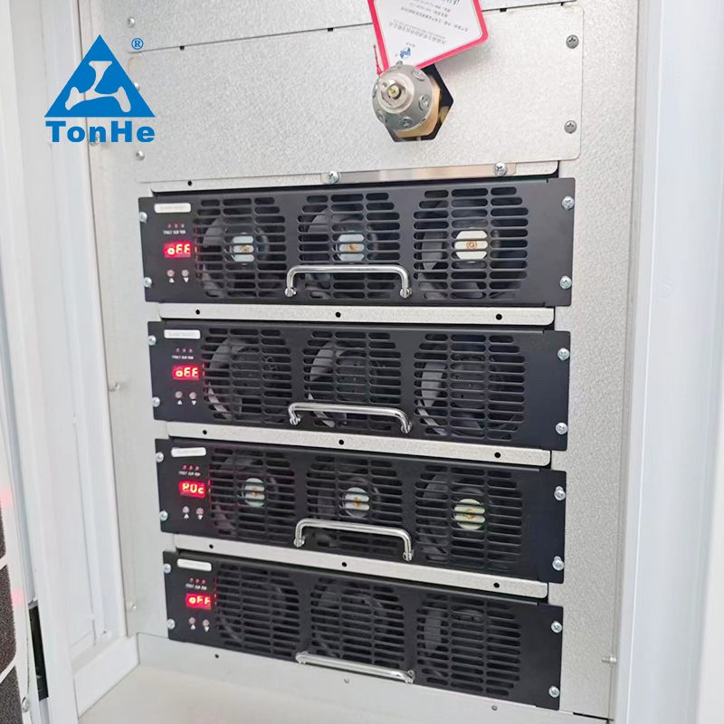 شاشة إعلان شاحن سريع للسيارات الكهربائية للاستخدام التجاري 60kw حل محطة شحن السيارات الكهربائية