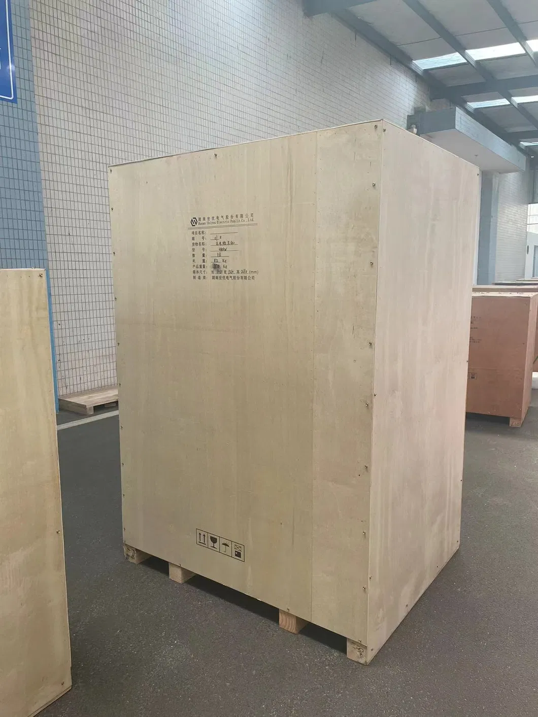 شاحن سريع للسيارات الكهربائية من نوع تقسيم الطاقة العالية 360kw 480kw 640kw محطة شحن سريع للسيارات الكهربائية