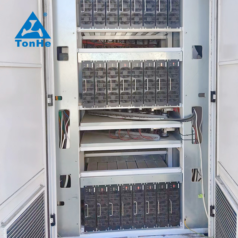 حل شاحن سيارة كهربائية سريع من نوع DC AC 200kw محطة المركبات الكهربائية 2