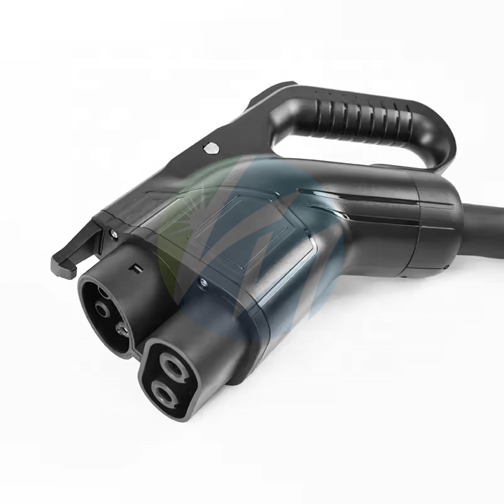 150A 1000V CCS2 إلى CCS1 توصيل محول السيارة الكهربائية لمحطة شحن السيارات الكهربائية
