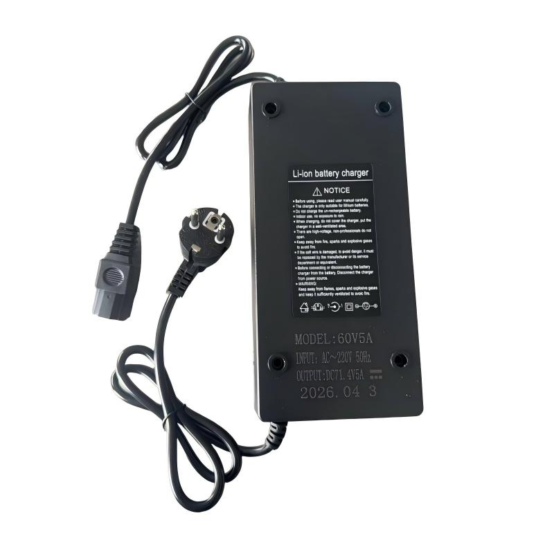 شاحن بطارية ليثيوم كهربائية عالية القدرة 48V 5A 8A 10A 12A 15A 20A مع شاشة LCD 13s 14s 16s 54.6V 58.8V 58.4V 54.75V