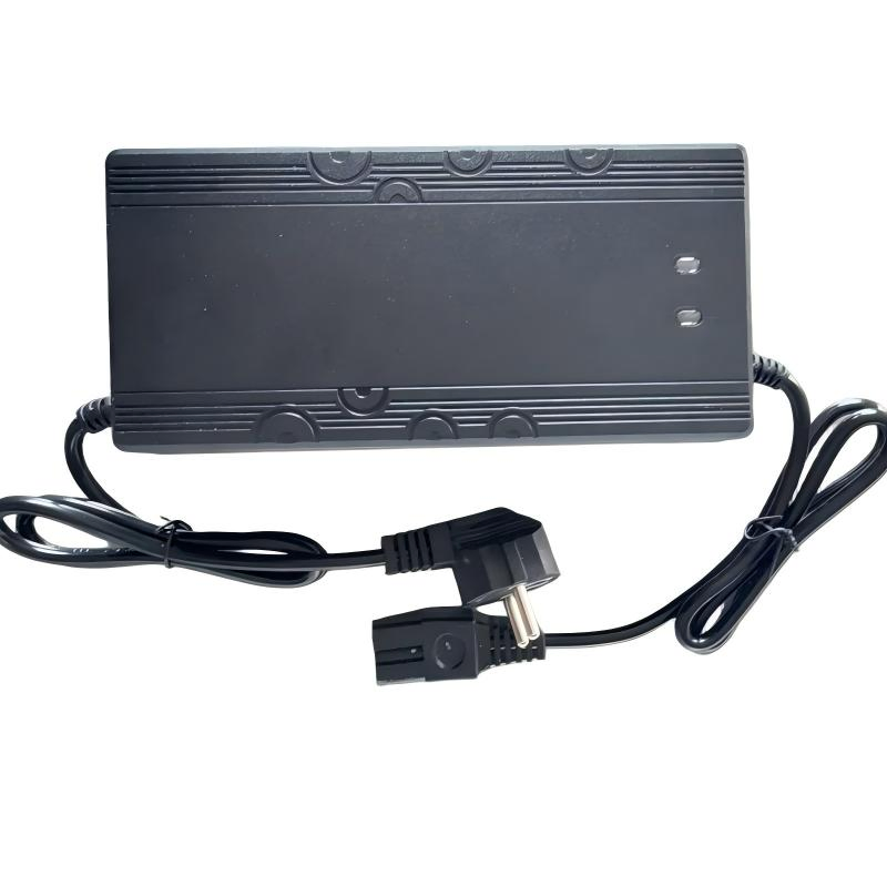 شاحن بطارية ليثيوم كهربائية عالية القدرة 48V 5A 8A 10A 12A 15A 20A مع شاشة LCD 13s 14s 16s 54.6V 58.8V 58.4V 54.75V