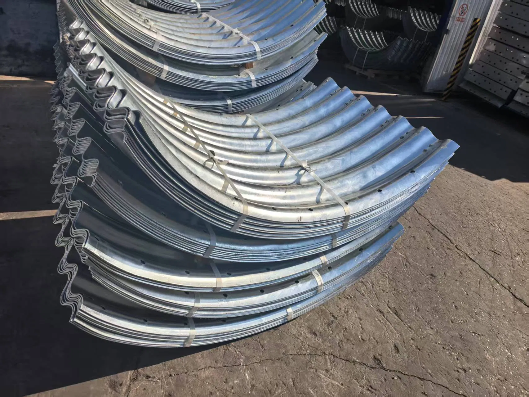 Half Round Large Diameter Galvanized Welded Corrugated Steel Culvert Pipe Shelter Assemble for Culverts and Drainag