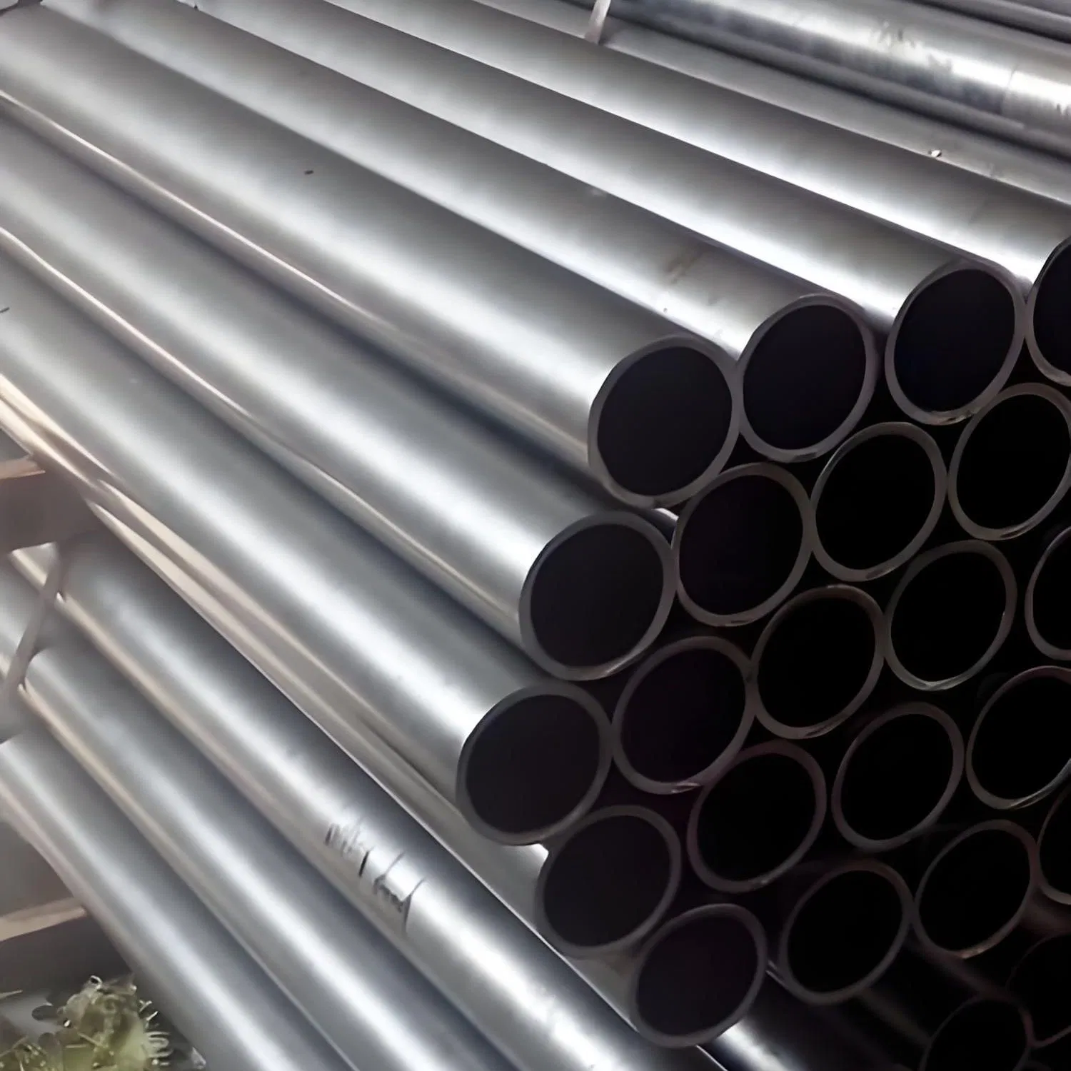 Durable Carbon Steel Tubes for Heavy-Duty Industrial Projects