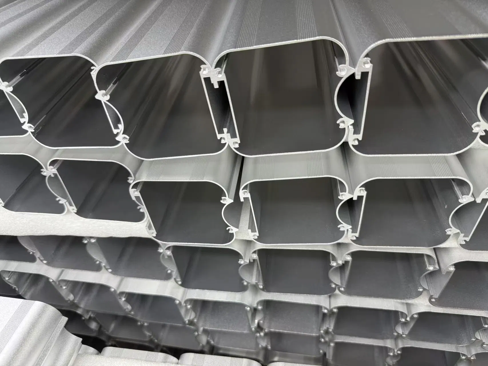 Special-Shaped Bright Silver Anodized Aluminum Products Customized with 6061t6