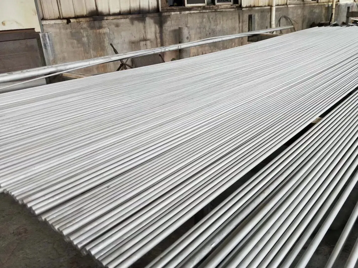 Small Diameter Stainless Steel Pipe by 316L, 316, 304L
