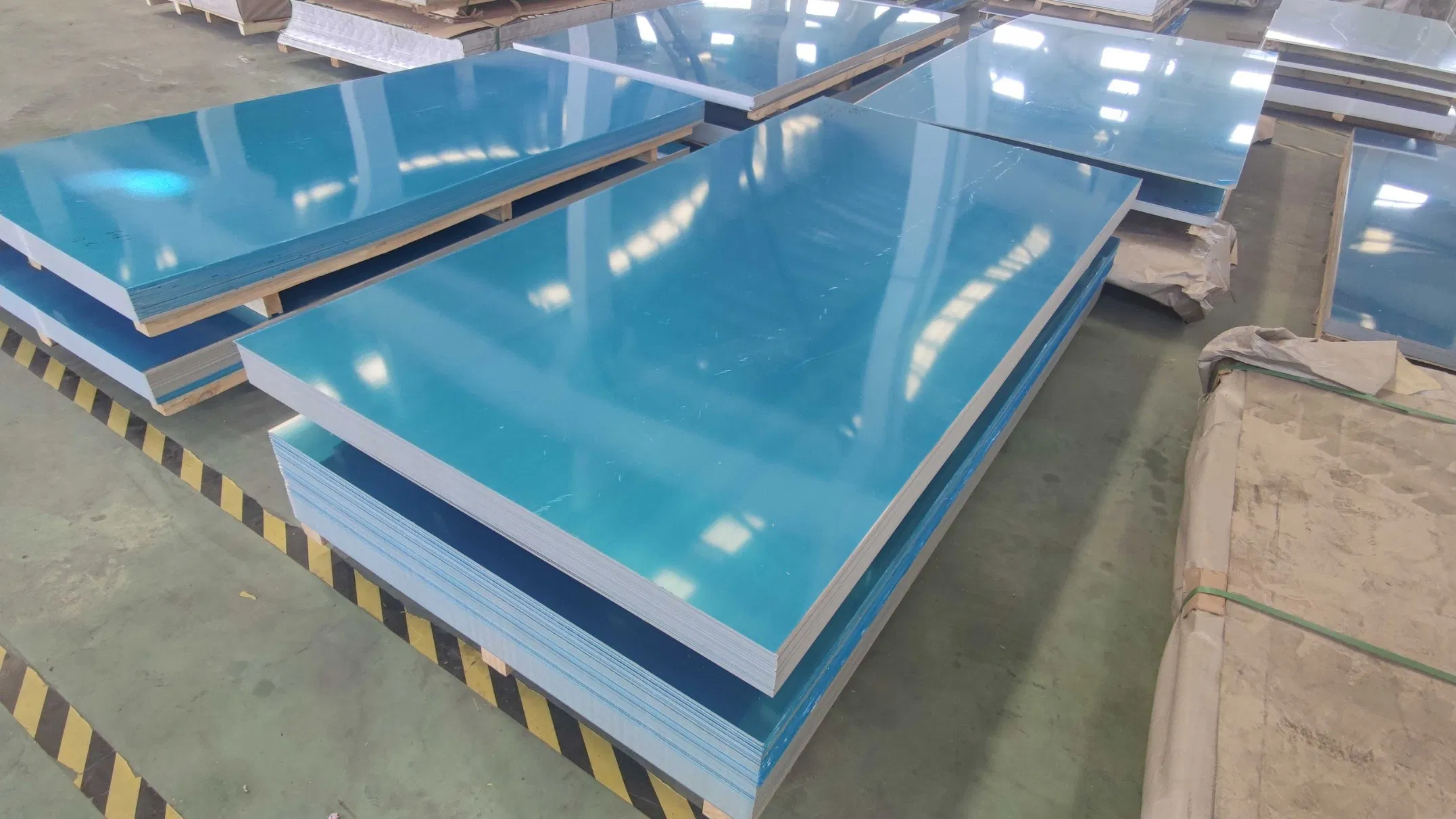 China Supplier Aluminum Sheet 2024 6061 7075 Price