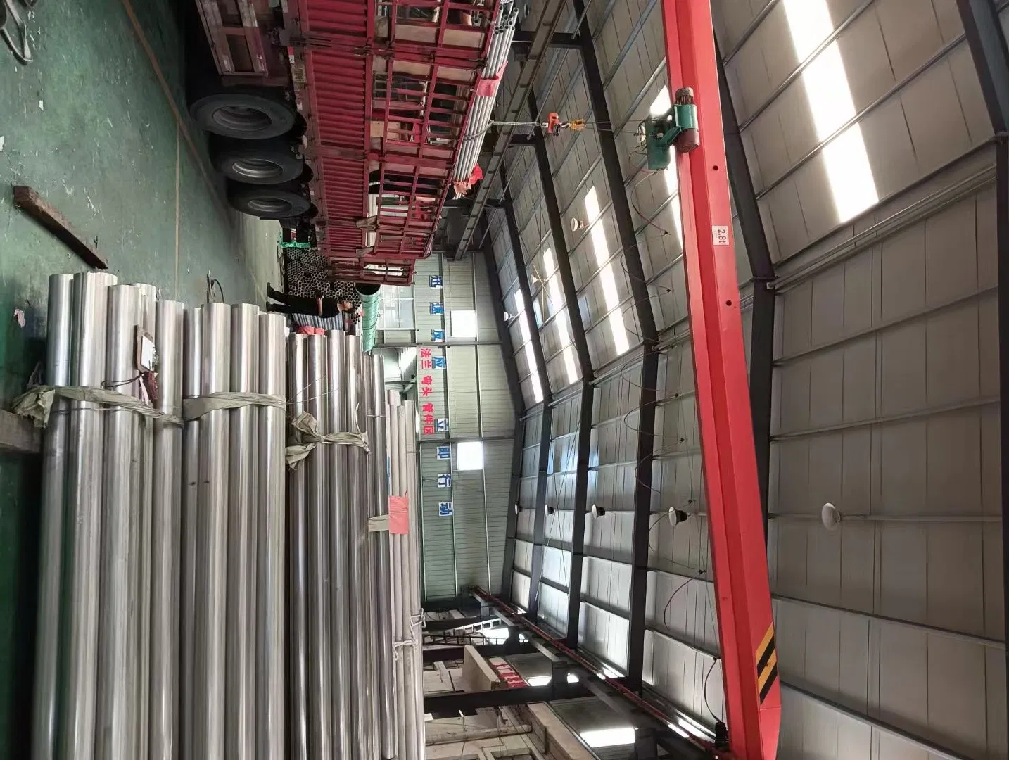 AISI Cold Drawn 304/304L Capillary Inox Tube 1.2mm Ba/No. 4 Matte Surface 316L High Precision 201 202 Round/Square/Rectangular Stainless Steel Tube Factory