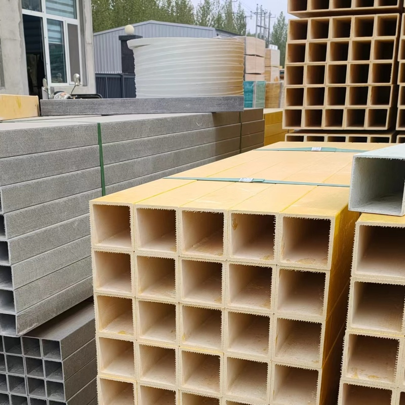 Hot Selling High Strength FRP Pipe Pultruded Profiles 40*40*4mm FRP Square Tube