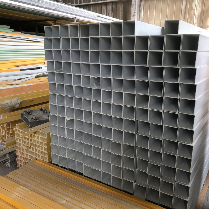 Hot Selling High Strength FRP Pipe Pultruded Profiles 40*40*4mm FRP Square Tube