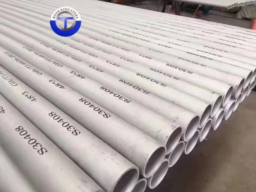 ASTM A106 Seamlesapi 5L X42 X50 X60 DIN1626 DIN17175 Seamless Steel Pipe Carbon/Stainless/Alloy 1/4" - 24" Sch30 Sch40 Sch80 Sch120 Available for Custom Orders