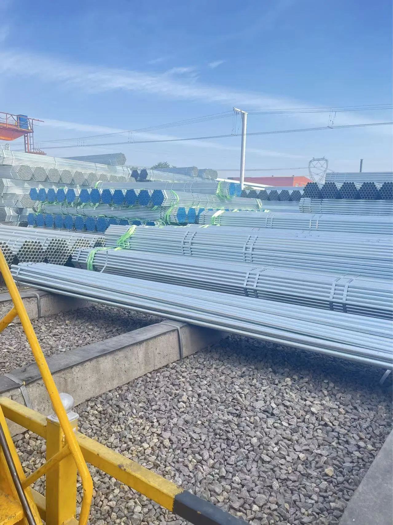 Hot-DIP Galvanized ERW BS1387 Hot Dipped Galvanized Carbon Gi Steel Pipe