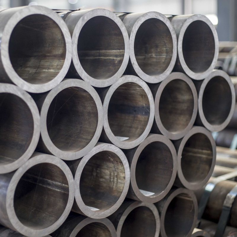 S235/ S275/ S355 16mo3/ P265gh/ 30CrMo AISI 304 Precision Welded or Seamless Steel Pipe Tube Manufacturer Factory Price