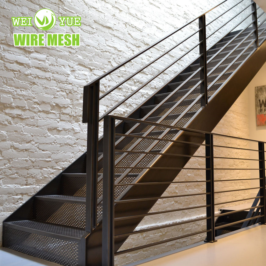 Decorative Aluminium 0.5mm/0.8mm/1.0mm/2.0mm Thickness Perforated Mesh Screen Punched Metal Sheet Wall Panel for Filter/ Ceiling Panels/ Fence