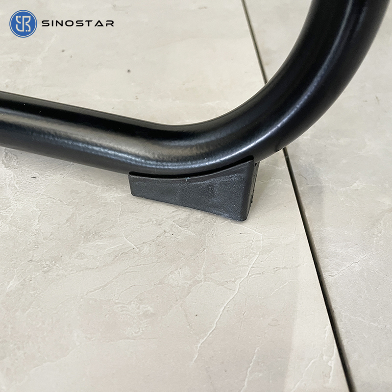 Professional Guest Seating Solution with Reinforced Frame and Ergonomic Contours