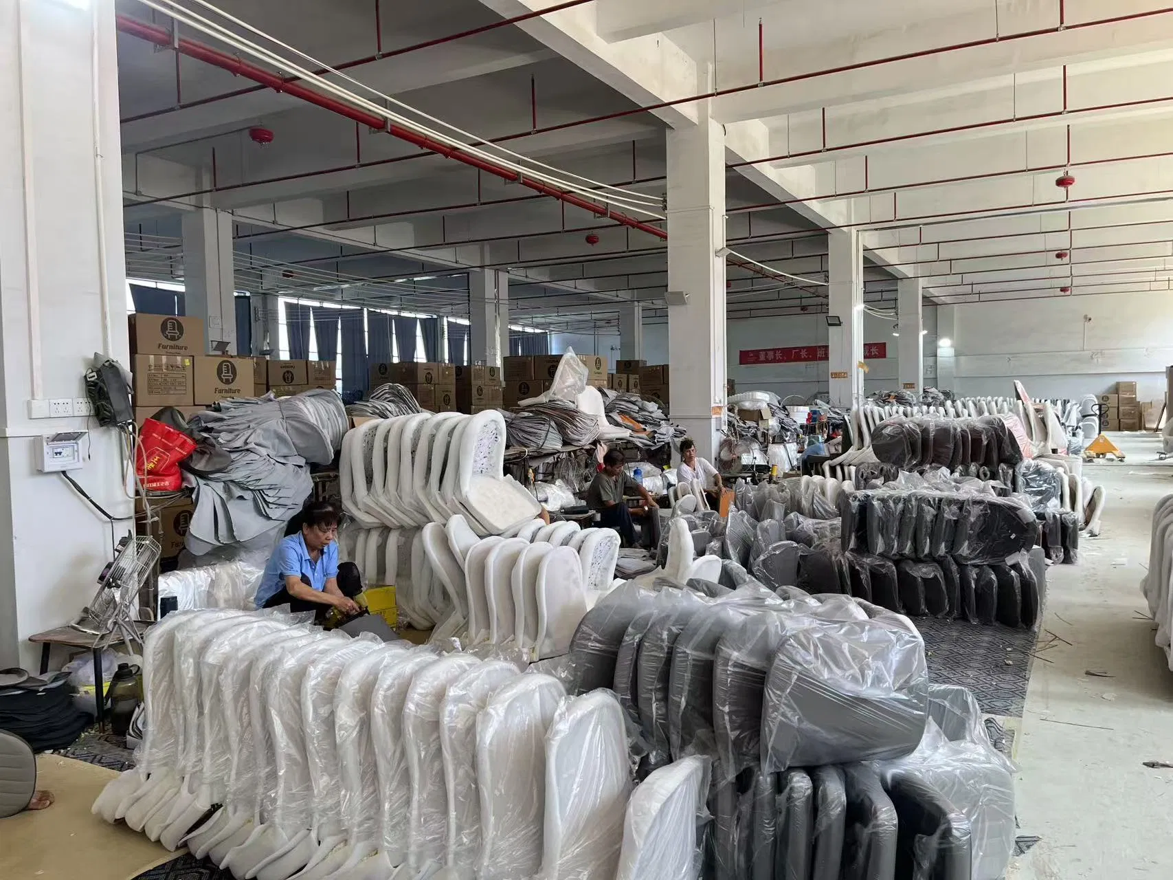 Modern Metal Legs Chair