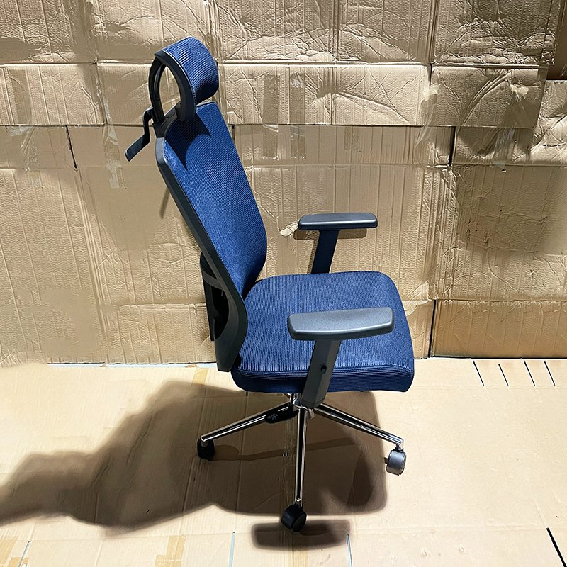 Ergonomic Office Seating with Enhanced Lumbar Support and Smooth Gas Lift System