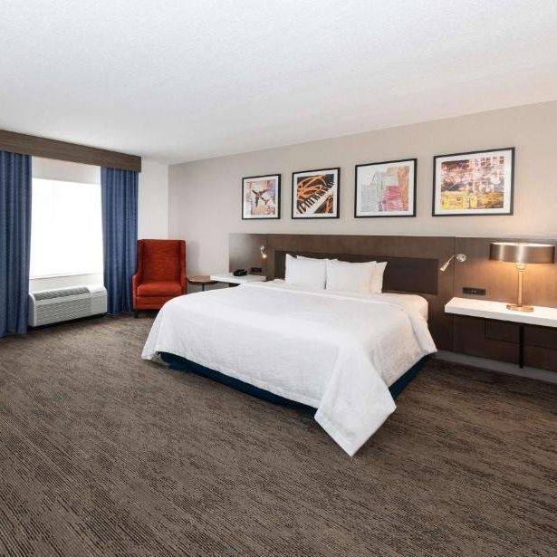 Walnut Finish Custom-Made Bedroom Furniture Sets Top-Tier Contract Solutions